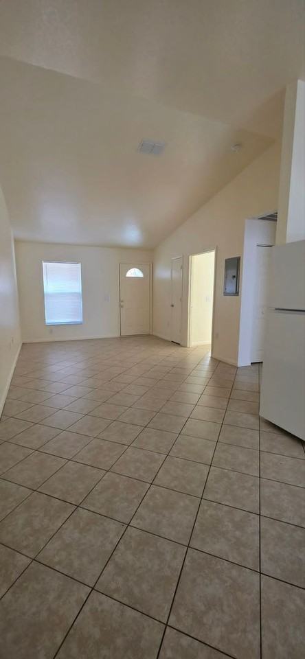 8365 Omaha Cir - Photo 4 of 12