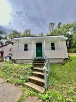 400 White Ave - Photo 1 of 1