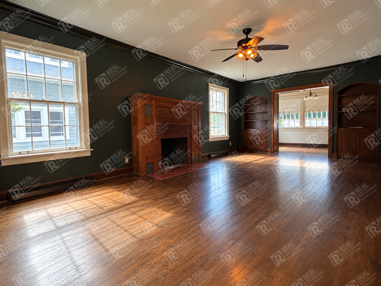 303 Elmhurst Ave - Photo 2 of 10