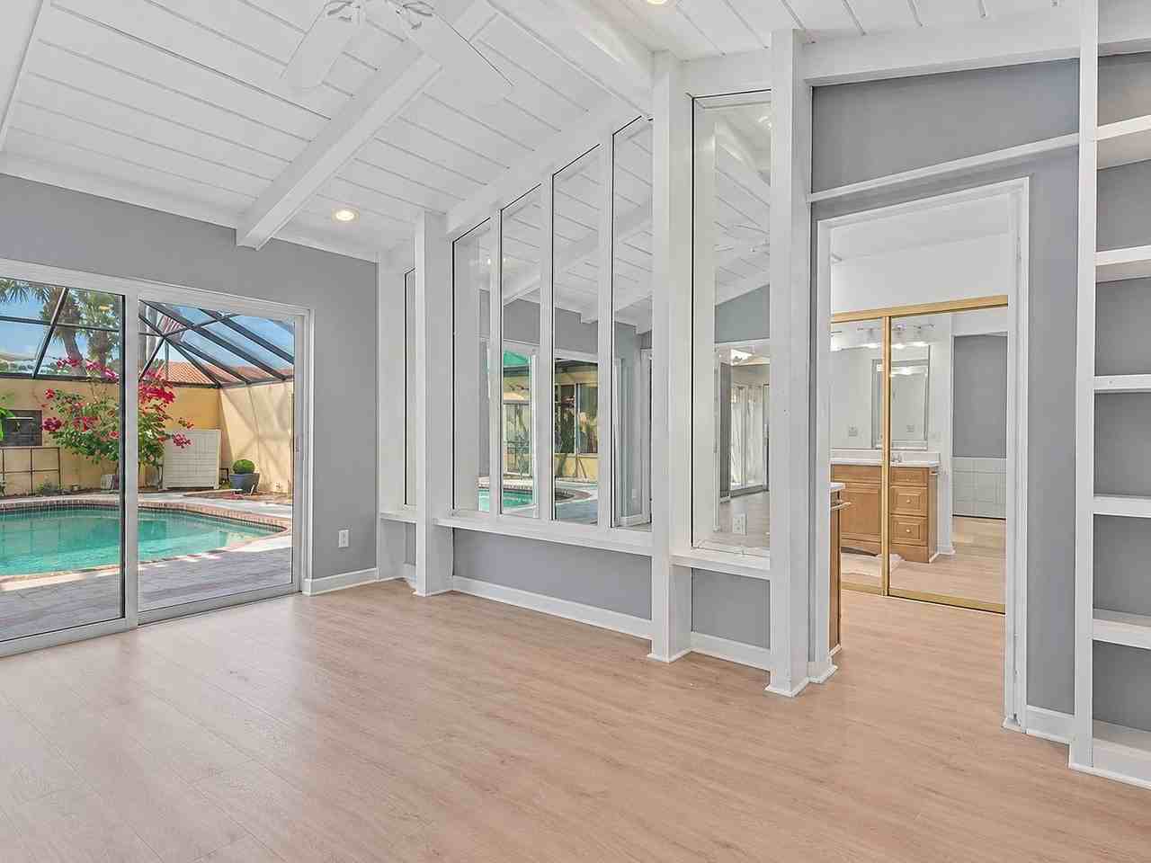 5053 Maui Cir #14 - Photo 5 of 19