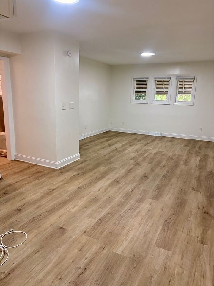 2548 Hiawatha St - Photo 5 of 17