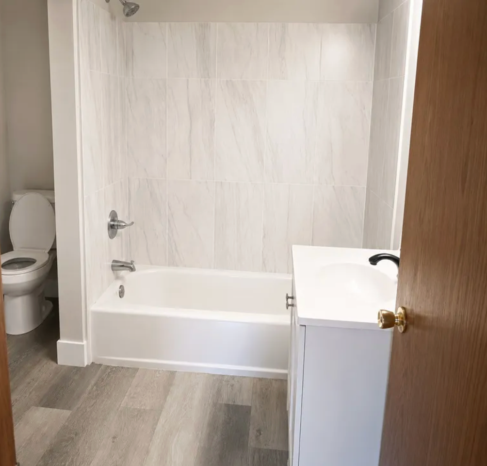 Pine River Suites - Photo 5 of 29