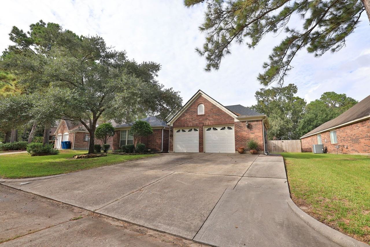 7603 Tumbling Rd - Photo 2 of 33
