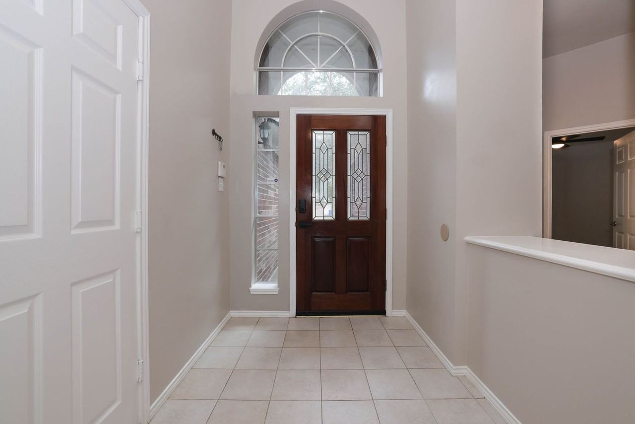 7603 Tumbling Rd - Photo 5 of 33