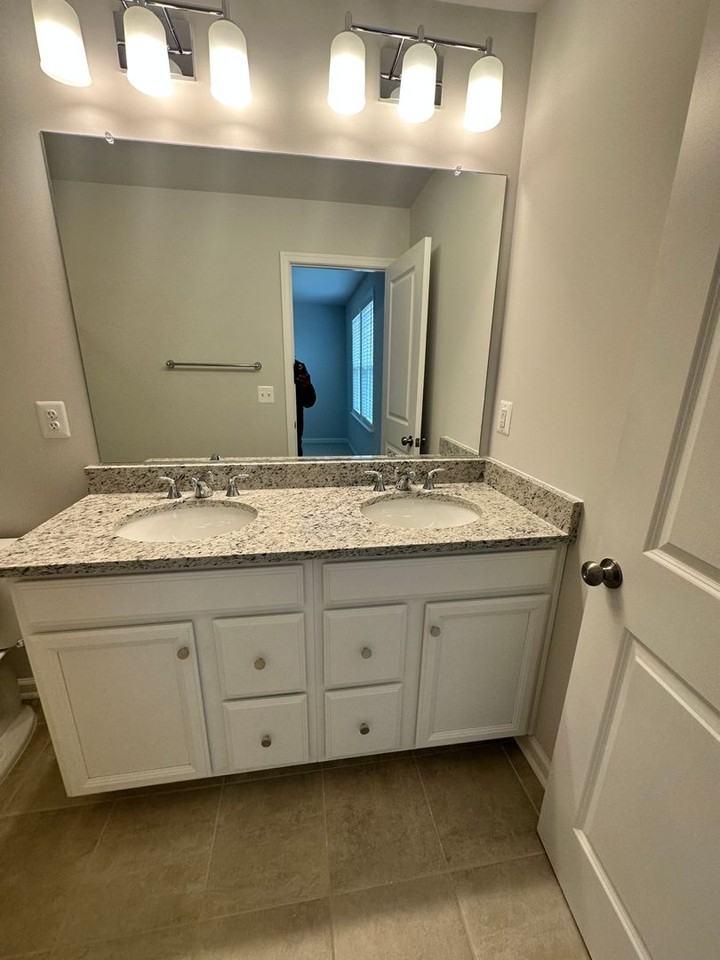 578 Rivanna Hill Rd - Photo 5 of 23