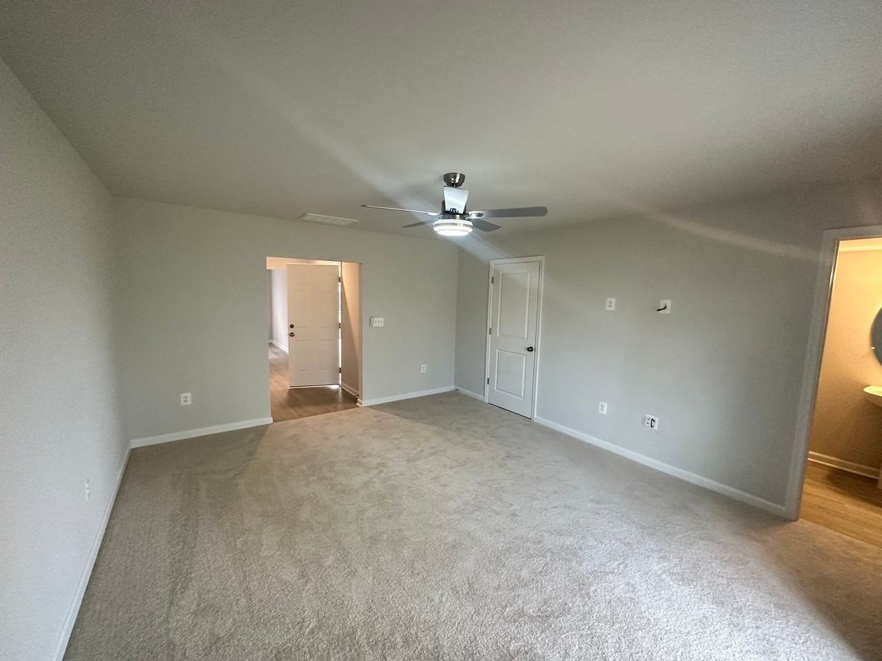 578 Rivanna Hill Rd - Photo 6 of 23