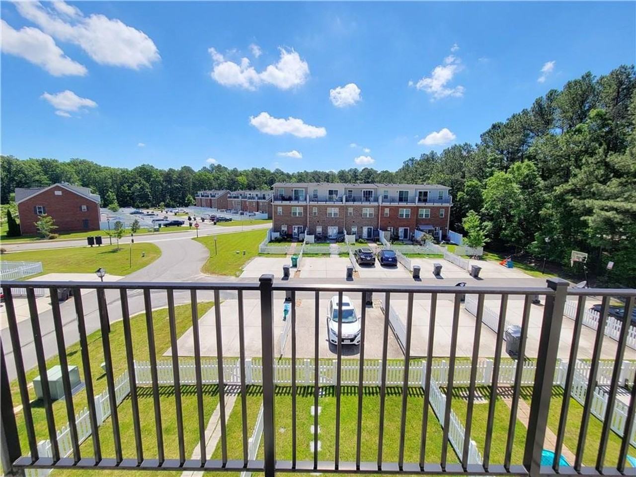 4407 Glasgow Rd - Photo 6 of 14