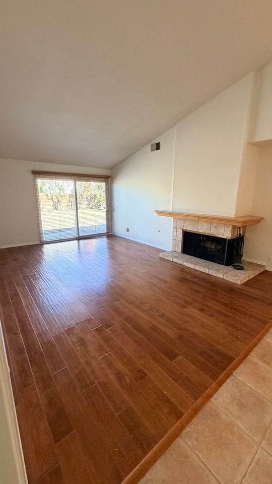 7993 Hemingway Ave - Photo 2 of 28