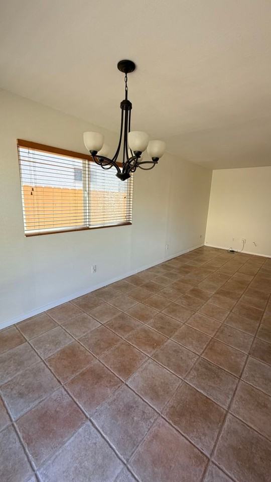 7993 Hemingway Ave - Photo 7 of 28