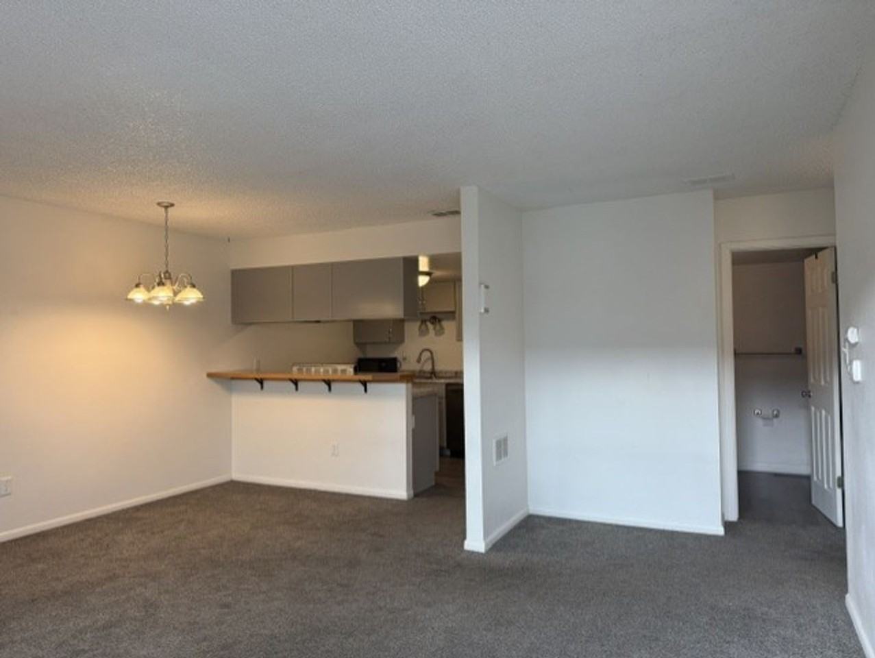 1532 Trent Ct - Photo 2 of 21