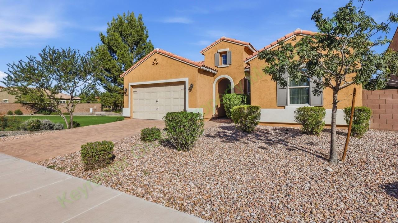 3690 E Jude Ln - Photo 3 of 50