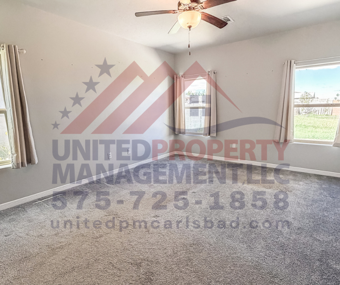 1024 Malibu Way - Photo 7 of 19