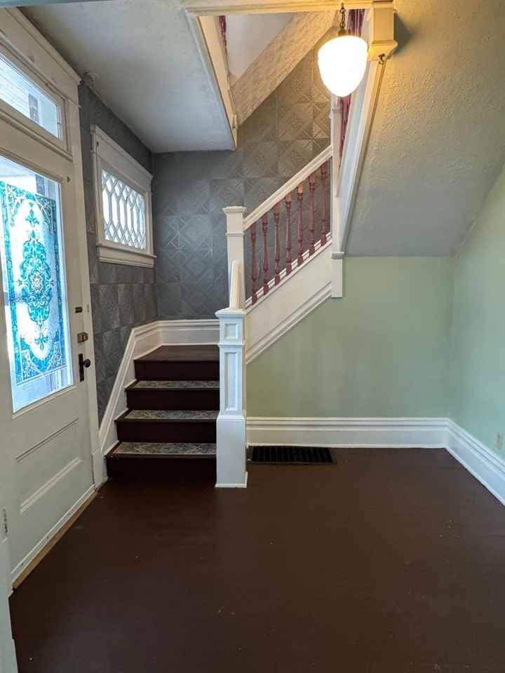 1407 Andrew St - Photo 6 of 22