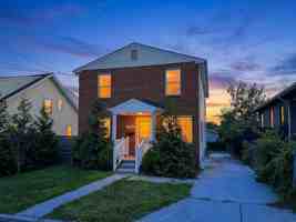 featured image of 4203 Shell St