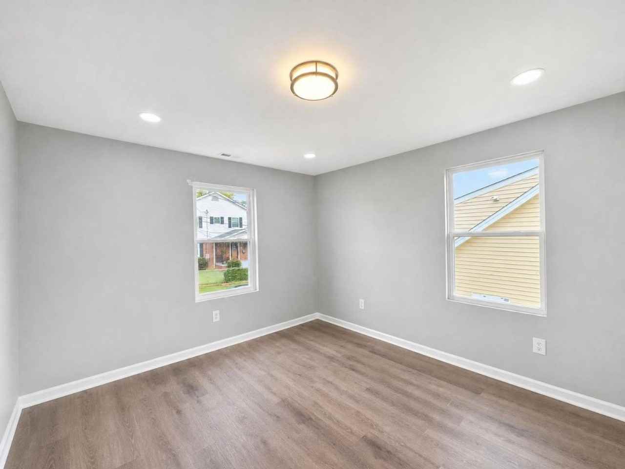 4203 Shell St - Photo 5 of 41