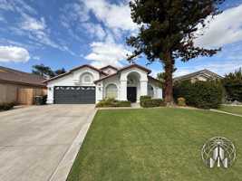 featured image of 10010 Brookline Woods Dr