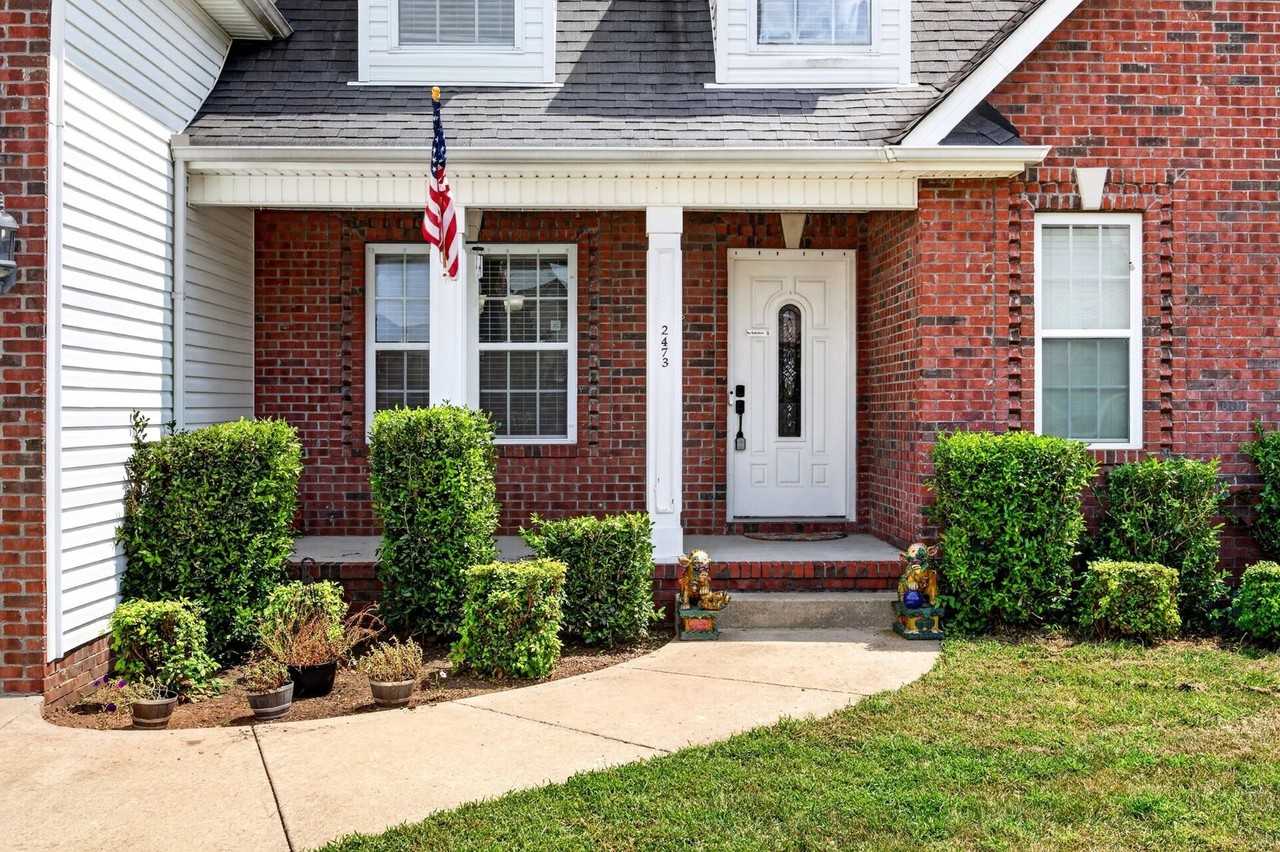 2473 Senseney Dr - Photo 3 of 45