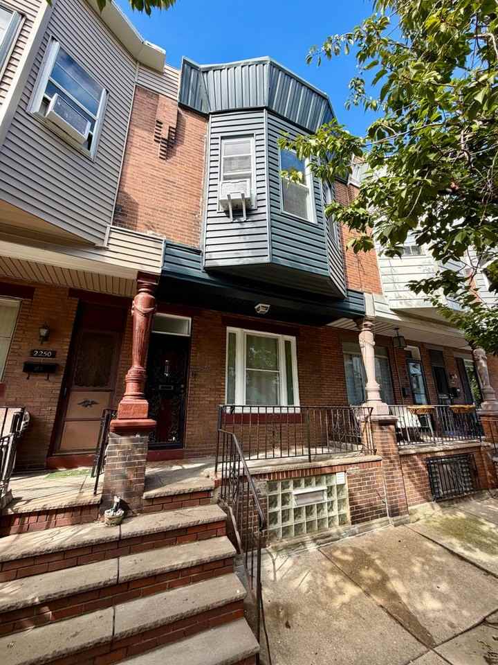 2248 S Beechwood St - Photo 2 of 25