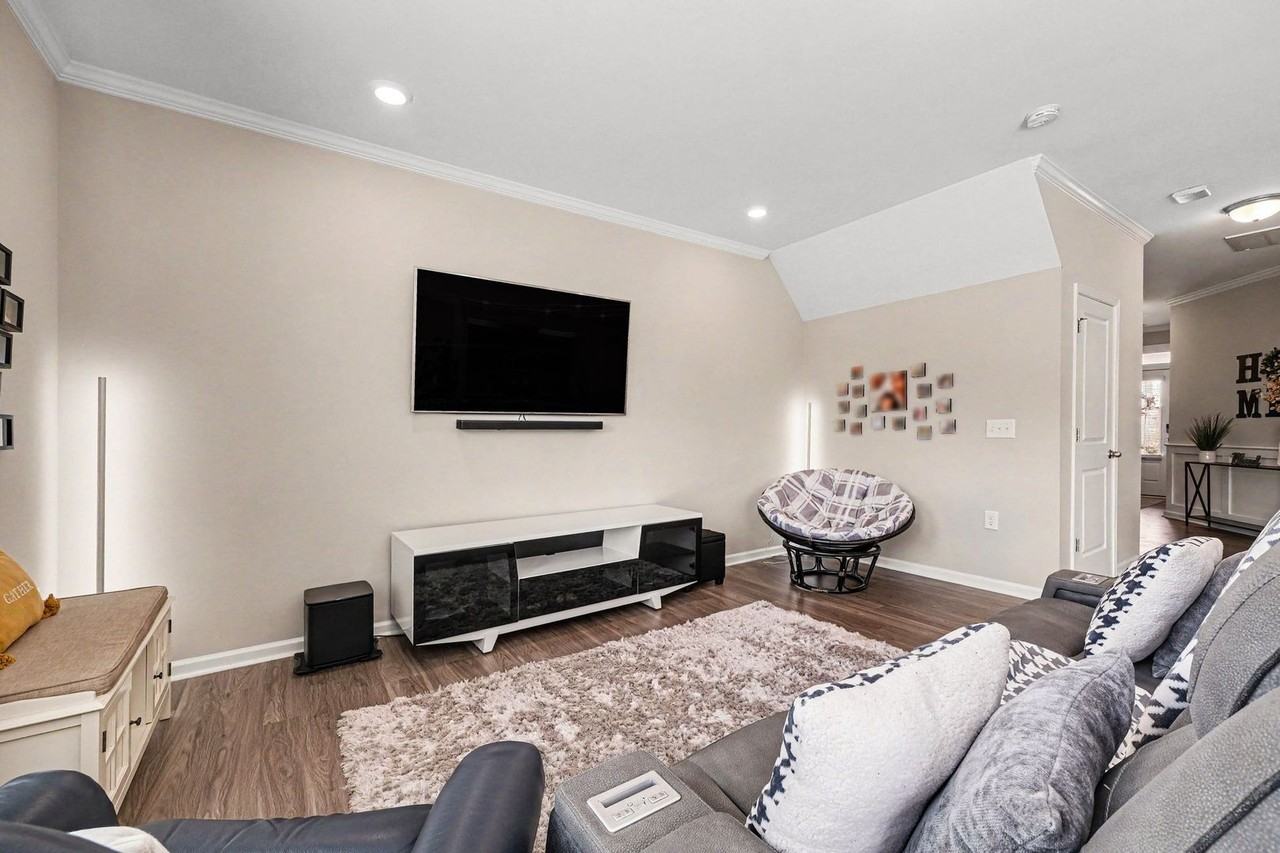 1006 Excite Ave - Photo 6 of 26