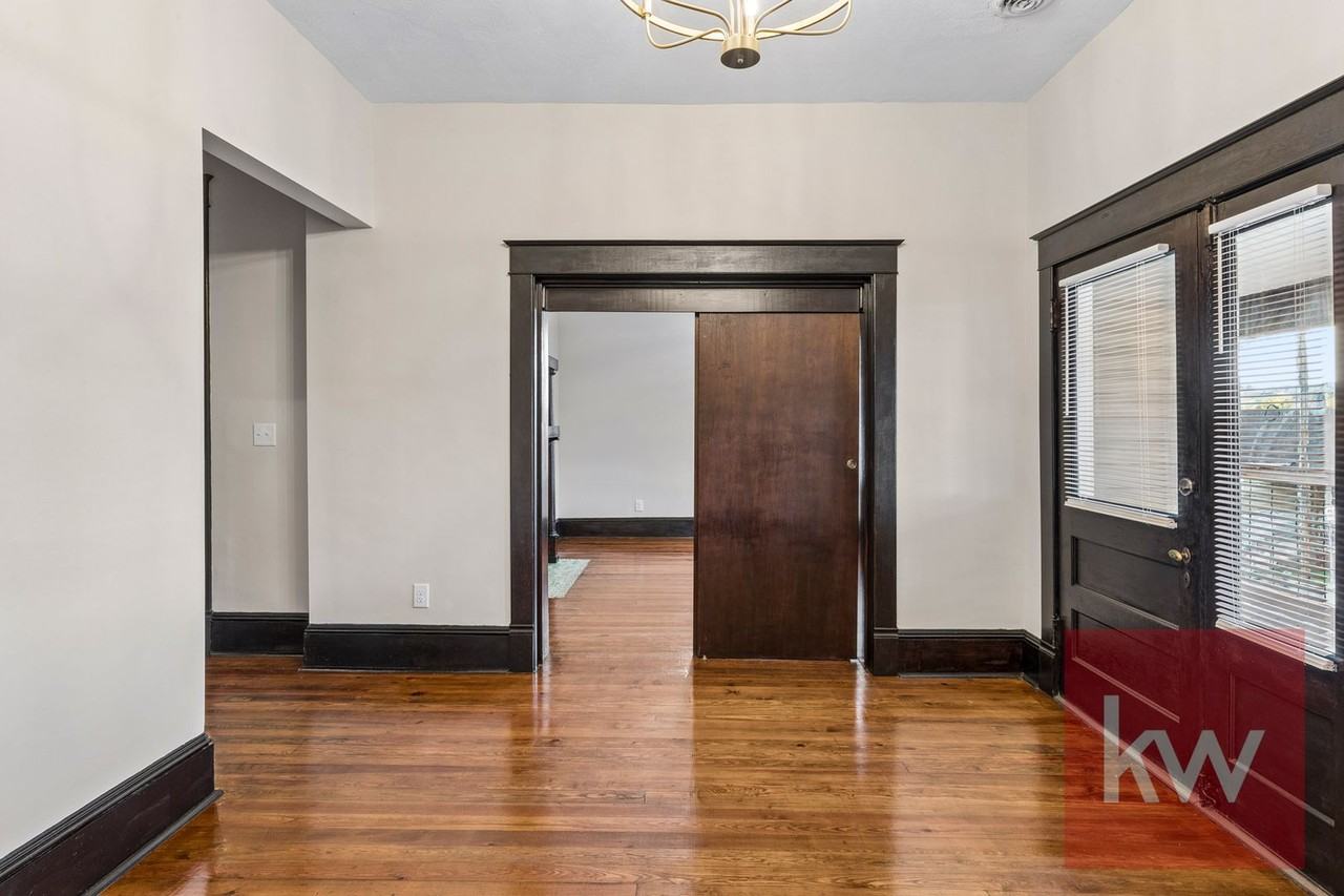 1116 Shelby St - Photo 4 of 38