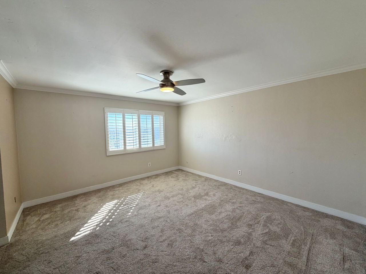 1571 Max Ave - Photo 6 of 15