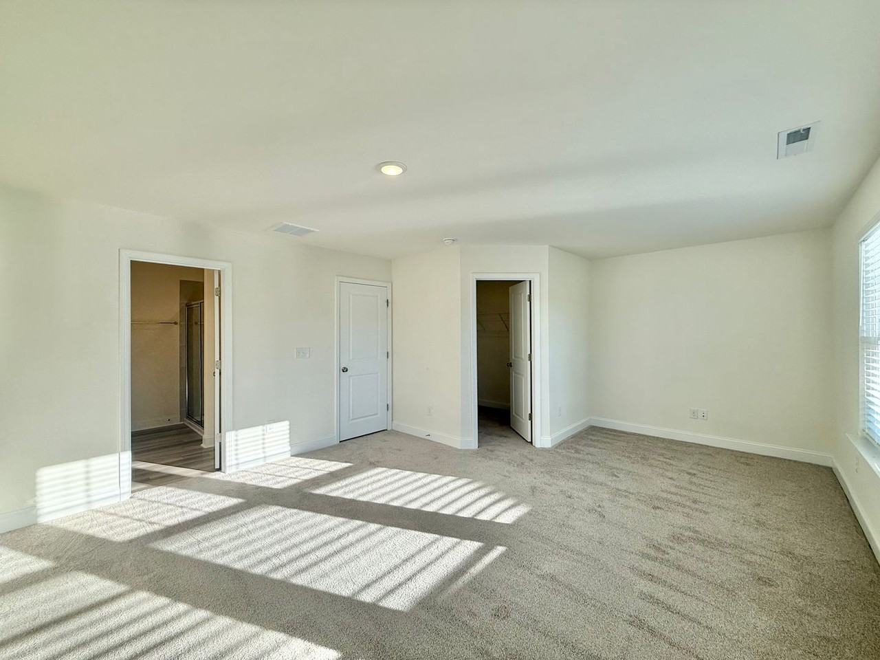 6138 Arsenal Ave - Photo 7 of 19