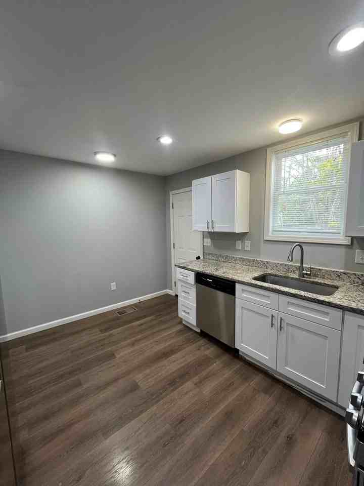 1339 E 18th Ave - Photo 4 of 13