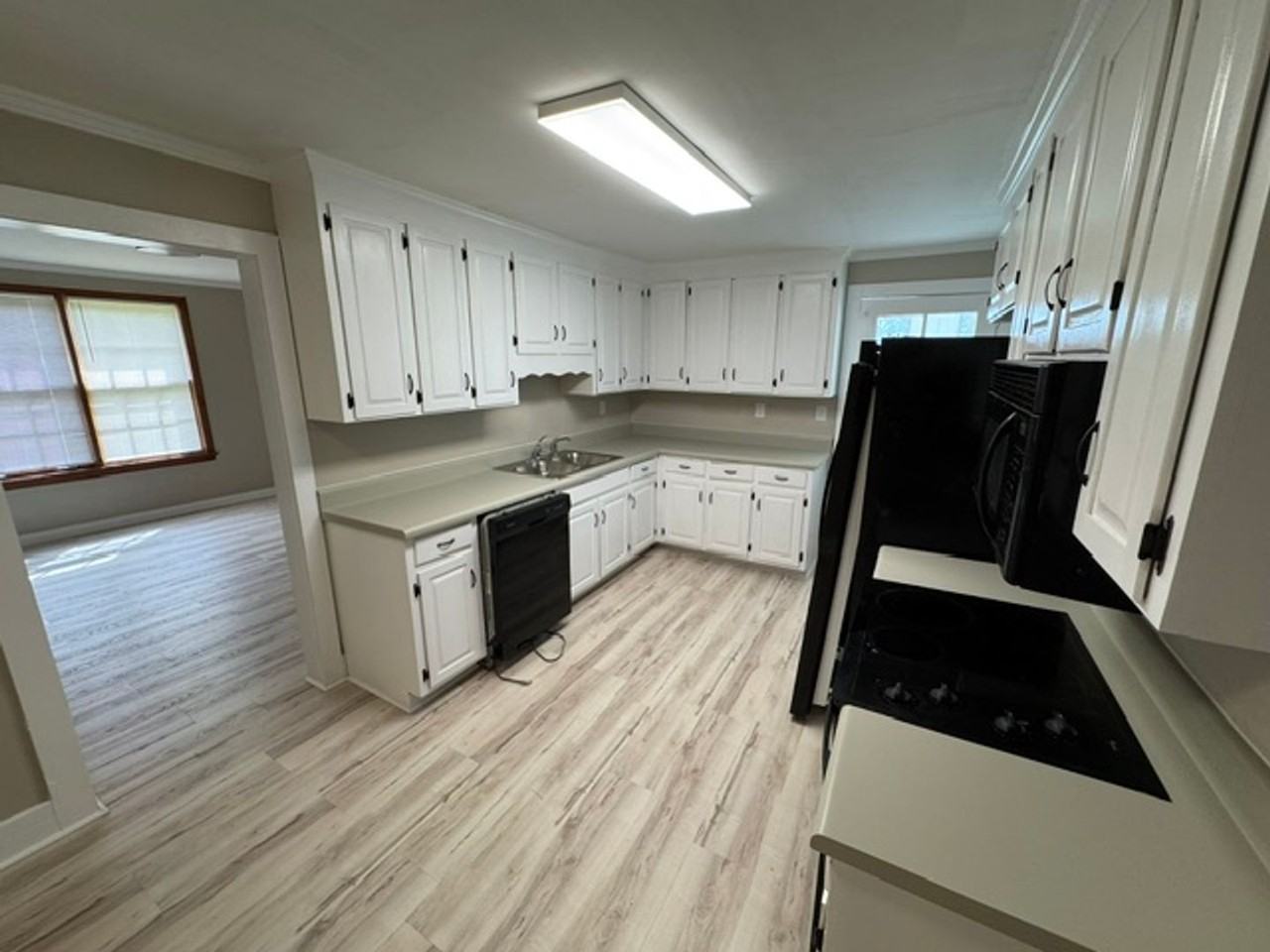 87 Sunset Dr - Photo 7 of 11