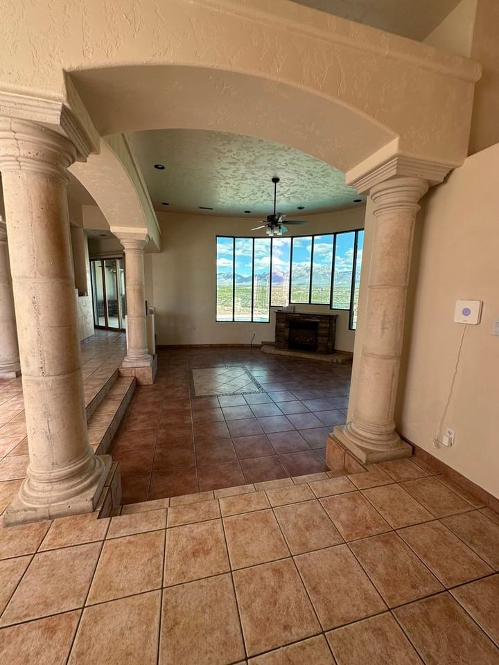 735 Stone Canyon Dr - Photo 3 of 50