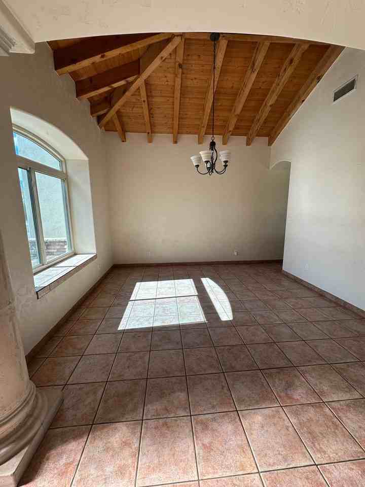 735 Stone Canyon Dr - Photo 5 of 50