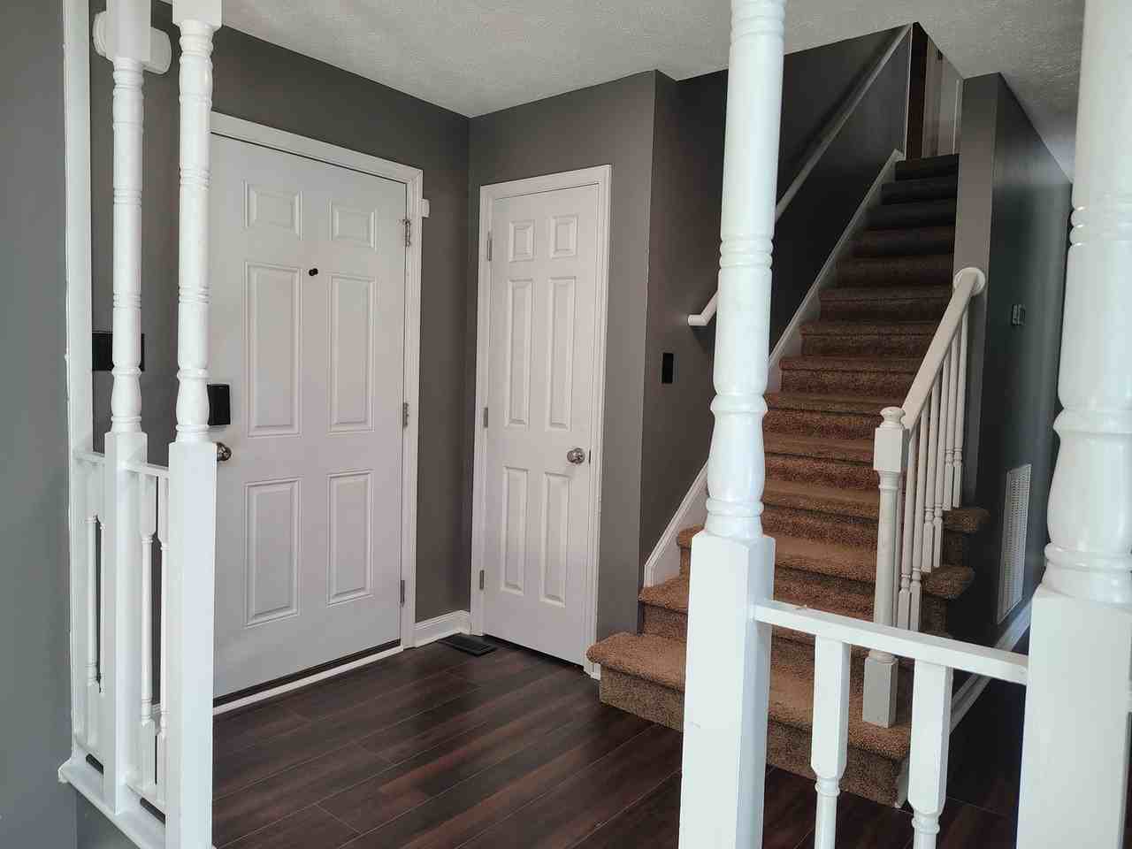 2357 Rolling Hill Rd - Photo 6 of 20