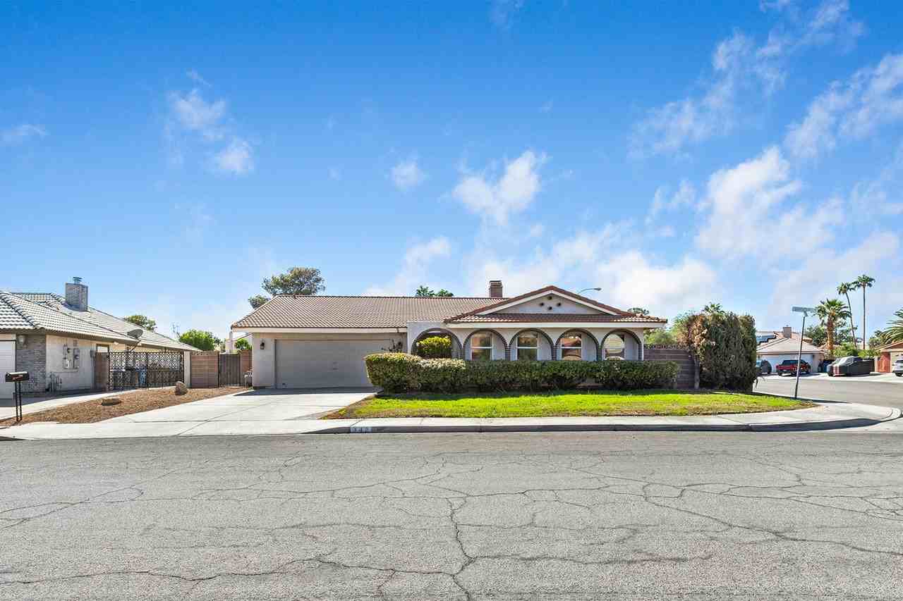 342 Banuelo Dr - Photo 2 of 50
