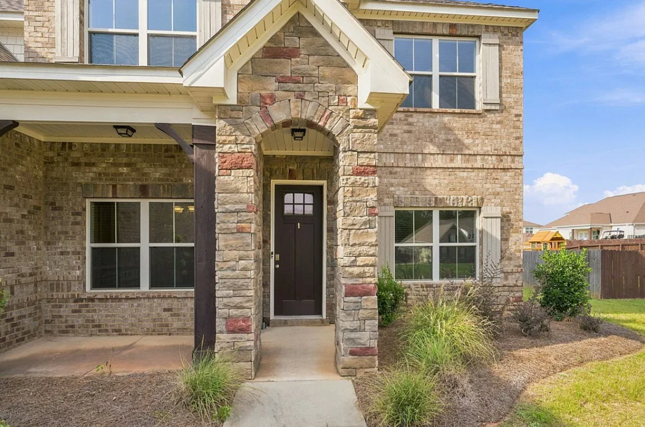 856 Violet Ln - Photo 3 of 46