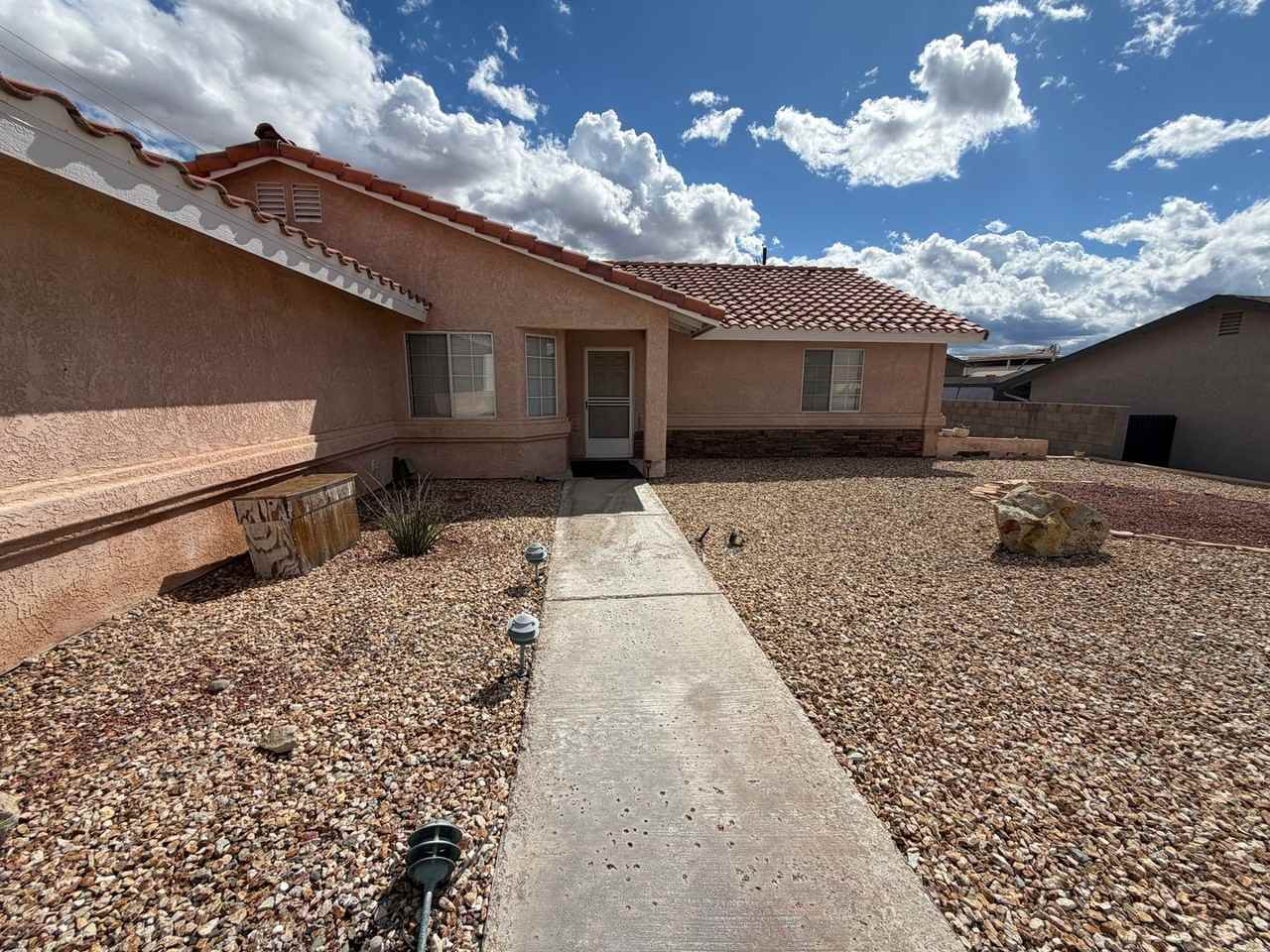 2970 Ranchero Dr - Photo 3 of 39