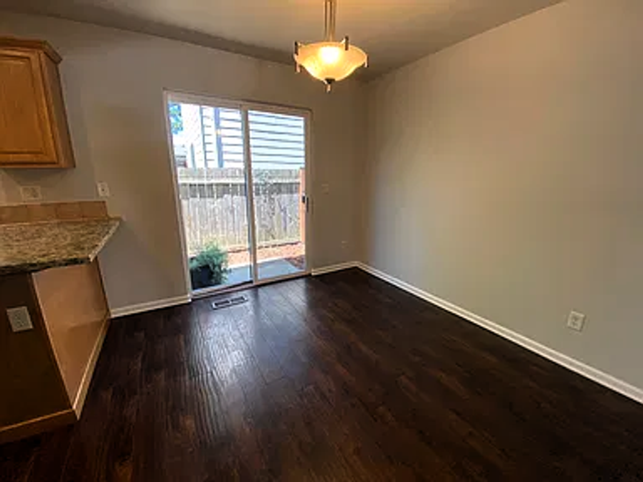 4517 Se 73rd Ave - Photo 7 of 35
