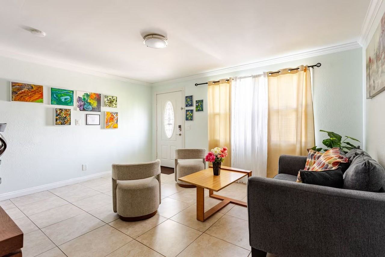 6532 64th Way N - Photo 3 of 20