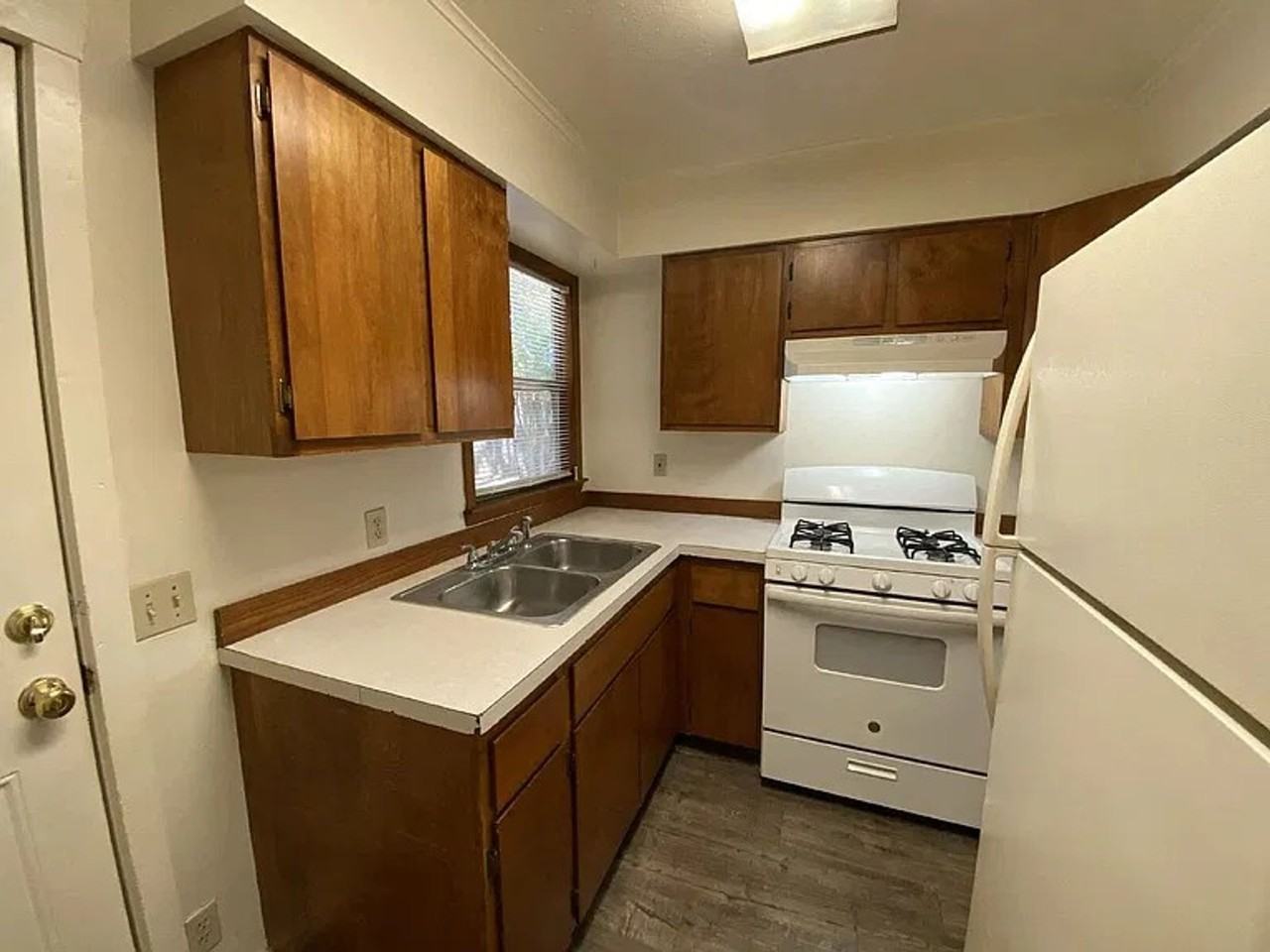 RZ-00000 | 1032 NW Nevada Ct. - Photo 7 of 17