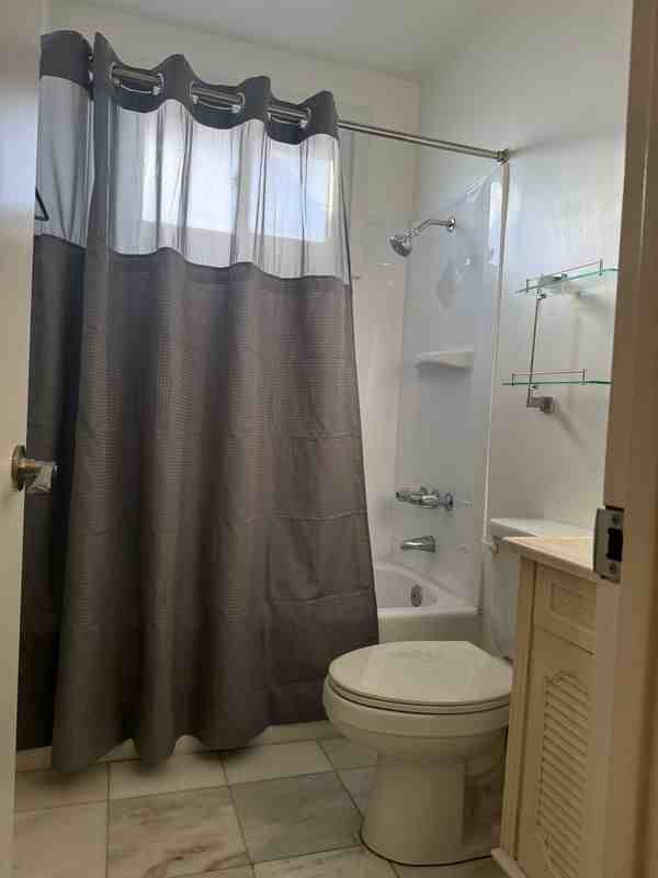 10547 National Blvd - Photo 3 of 9