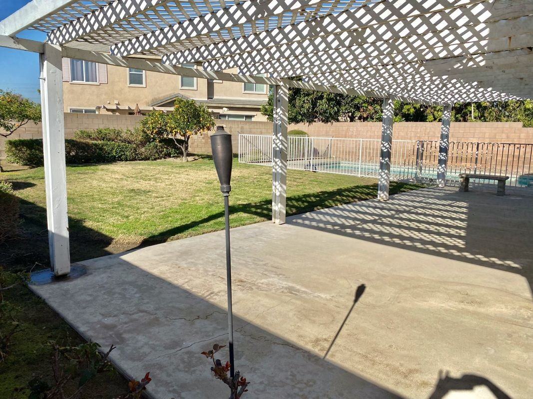 13232 Sequoia Ct - Photo 3 of 4