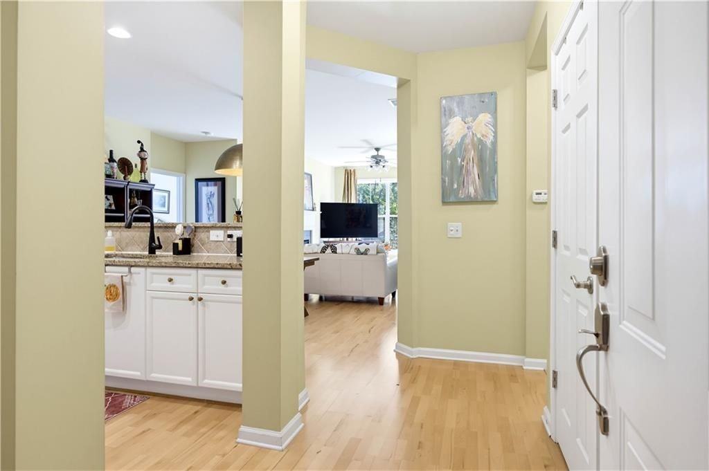 3150 Woodwalk Dr Se - Photo 2 of 21