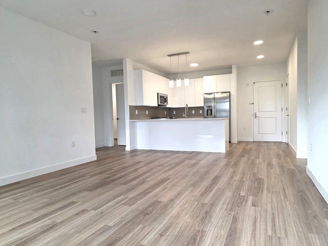 5713 Kennedy Blvd - Photo 2 of 30