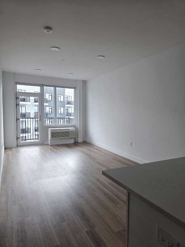 5713 Kennedy Blvd - Photo 6 of 30