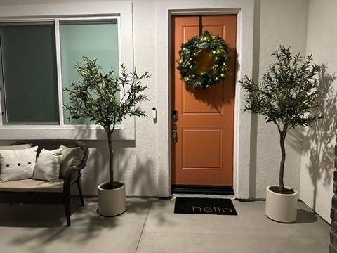 238 Lockhart Way - Photo 2 of 21