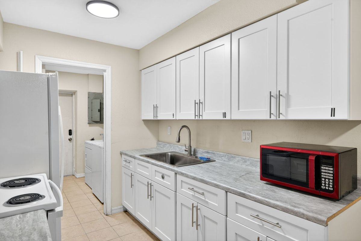 1778 Aquarius Ct