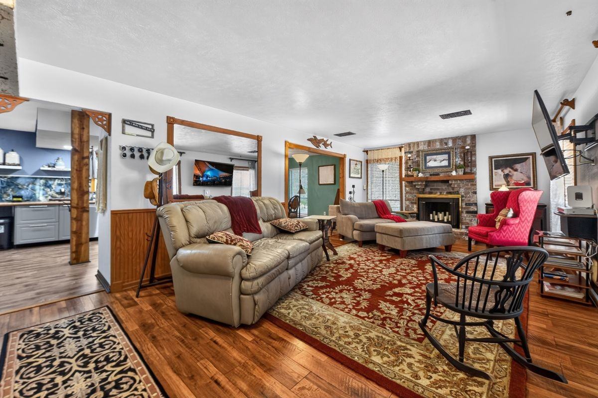 11024 Meadow Rue St - Photo 5 of 30