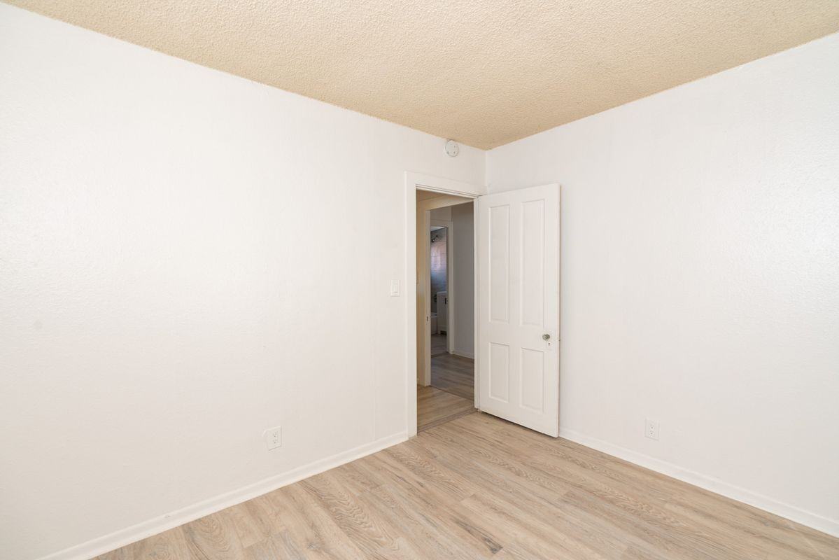 223 Madrona St ##C - Photo 6 of 15