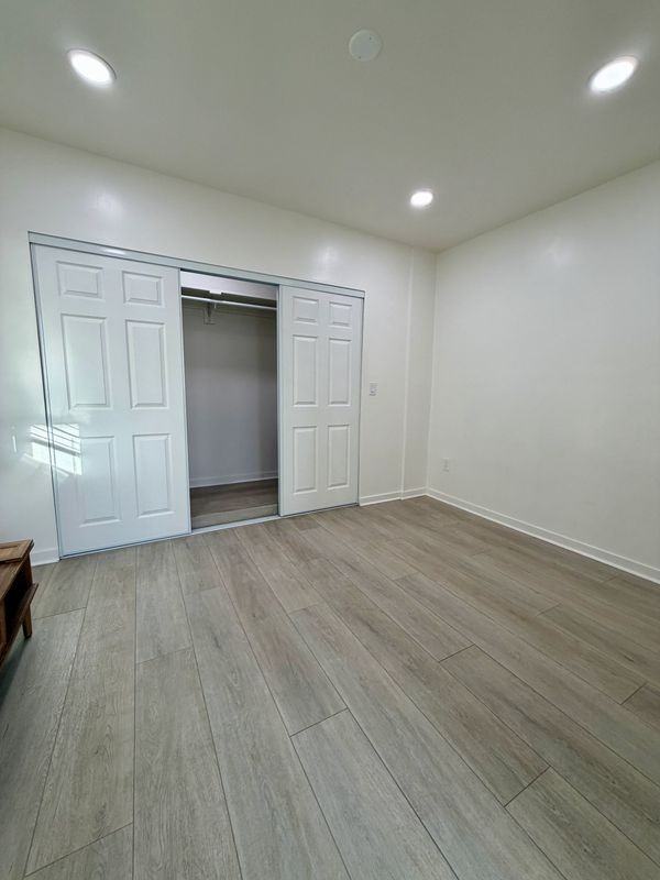 13921 Rex St - Photo 6 of 11