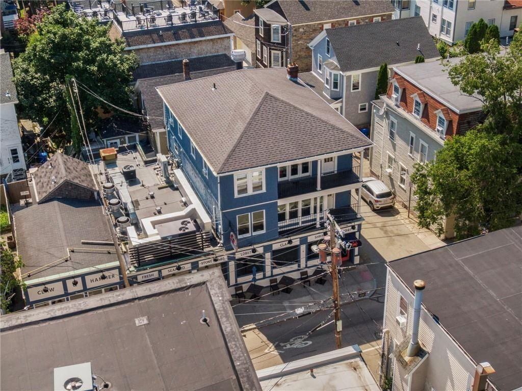 527 Thames St ##3 - Photo 2 of 21