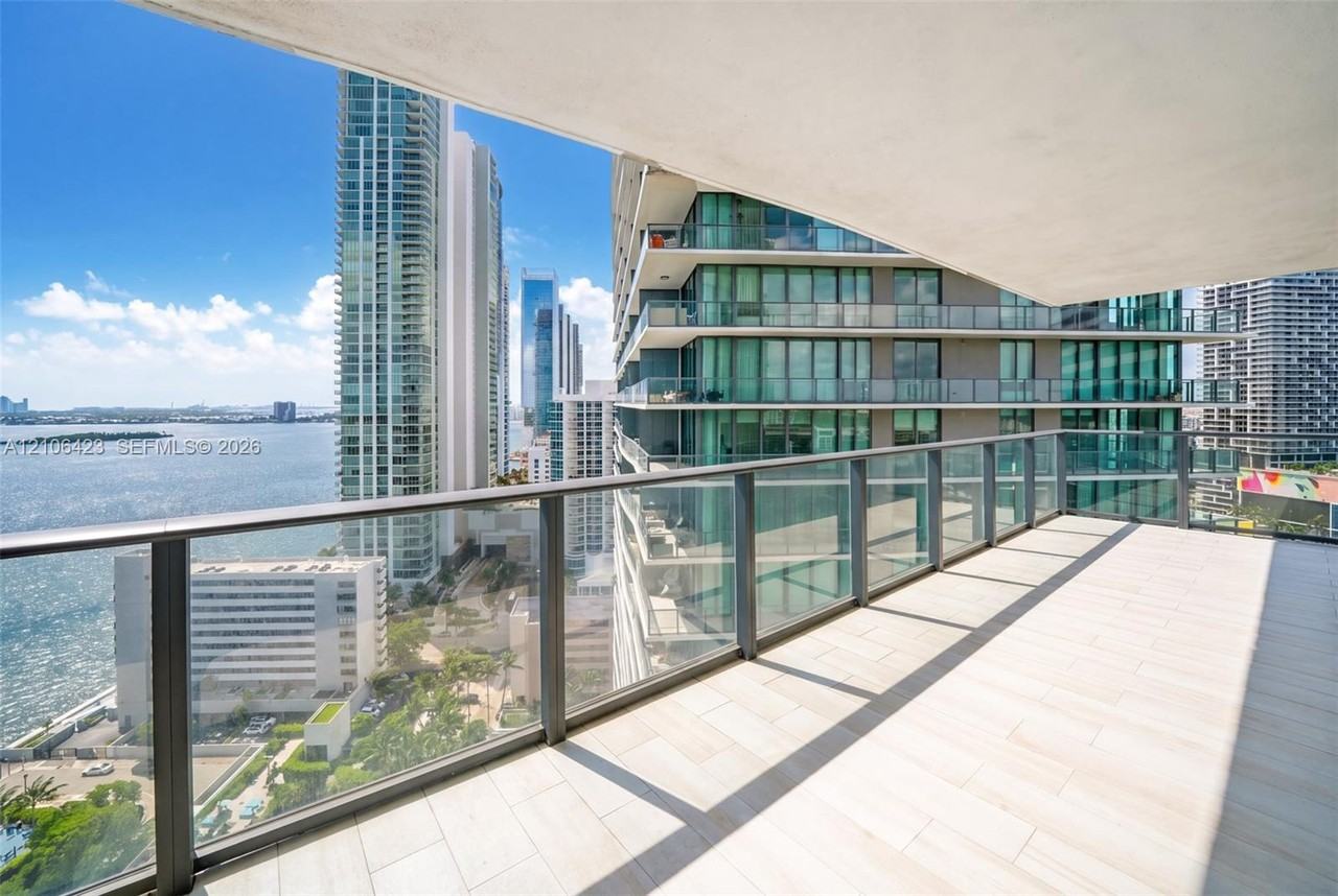 NE 32nd St & Biscayne Blvd - Photo 3 of 21