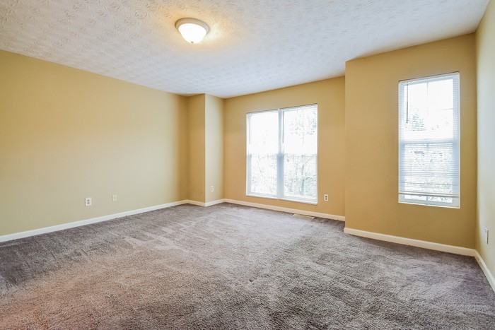 2416 Piering Dr - Photo 6 of 13